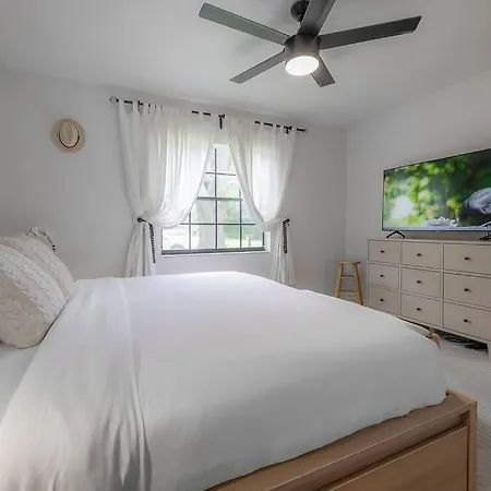 Entire Boho House In The Heart Of Tampa ! Villa